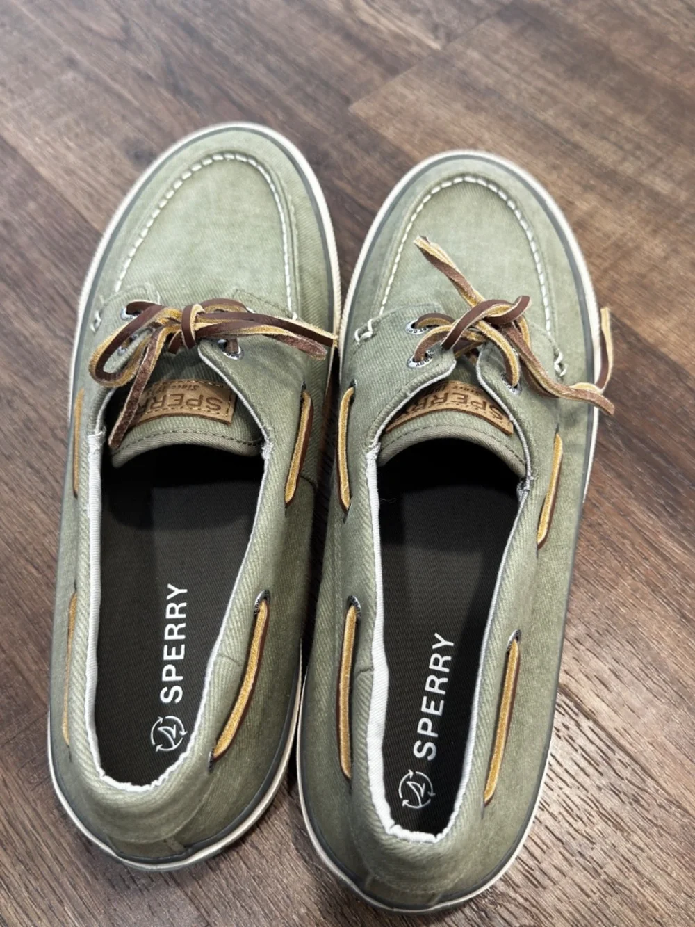 Sperry Bahama Men 11 NWOT